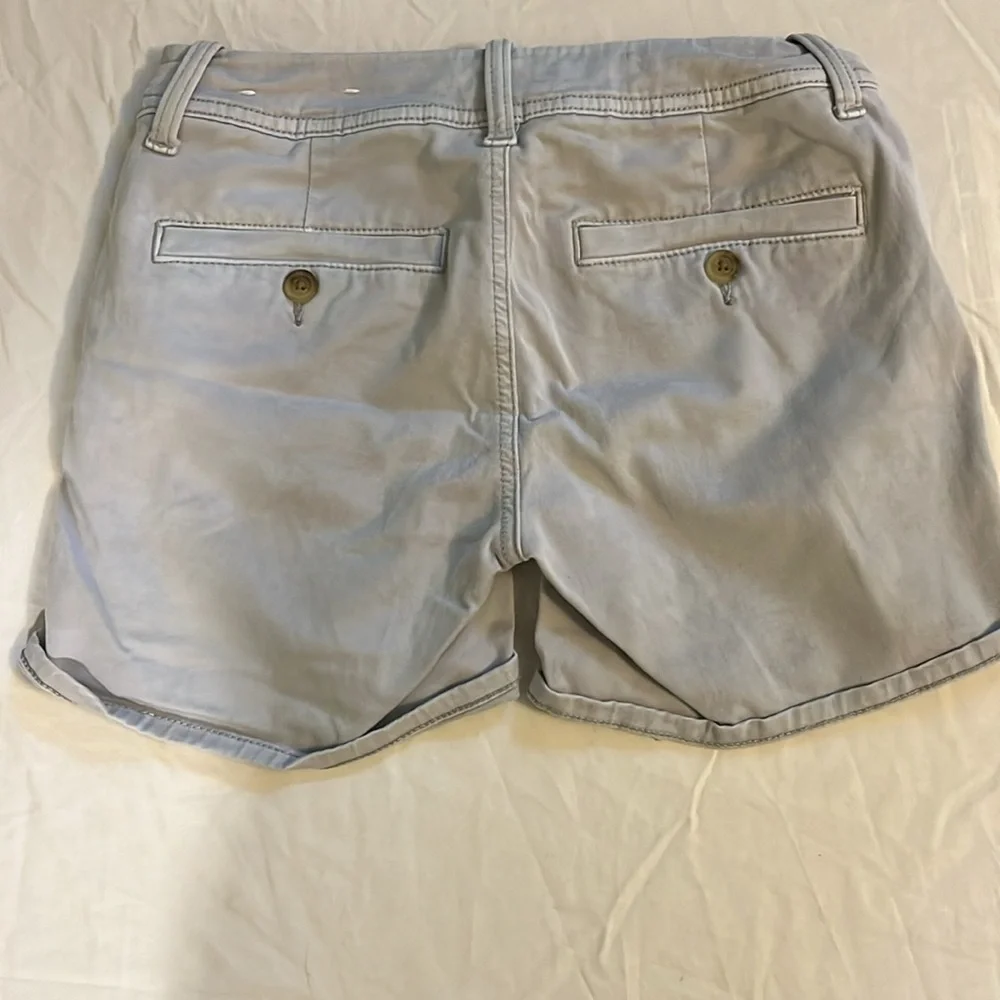 **3/$20** AEO Shorts - Size 00 - Picture 2 of 7